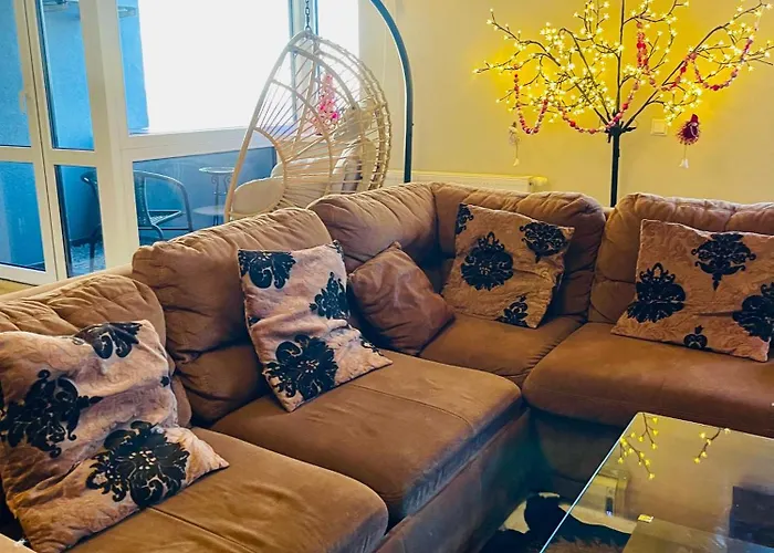 Butas Panoramic Center